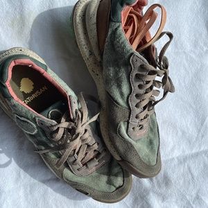 Satorisan casual shoes-size 40- super cute